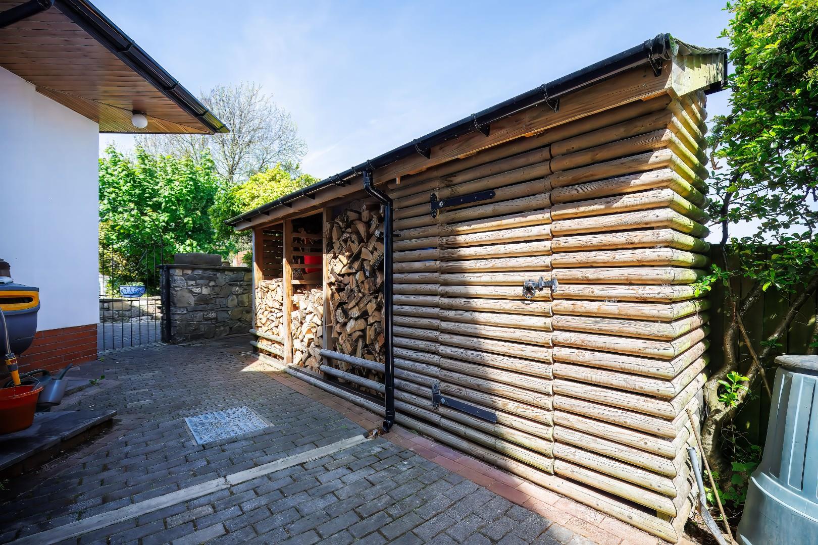 Brynderi, Trehedyn Lane, Gwern-Y-Steeple, Peterston-Super-Ely, Vale Of Glamorgan, CF5 6LG